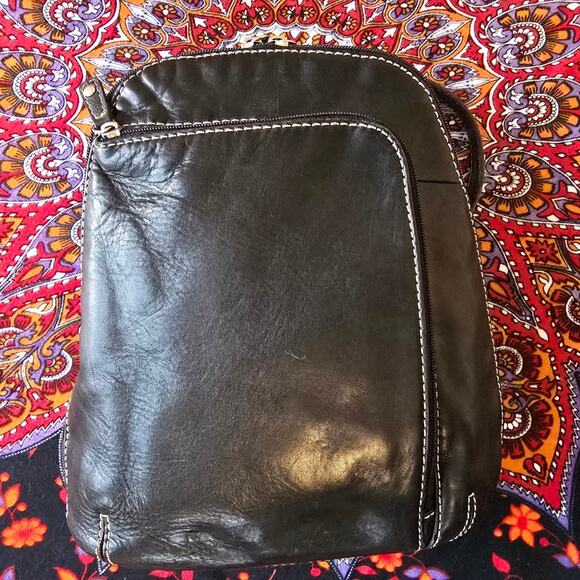 St. Johns Bay Leather Handbag with backpack straps in Black - Picture 3 of 13